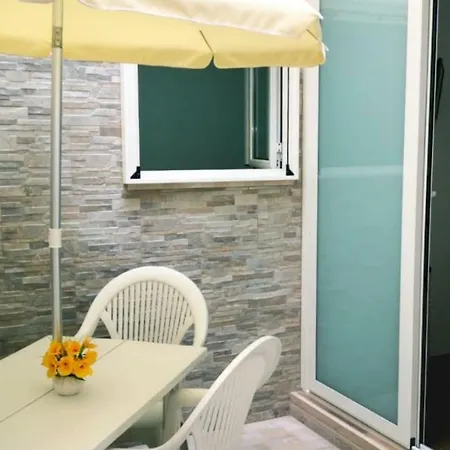 Lägenhet La Casa Di Aladino *